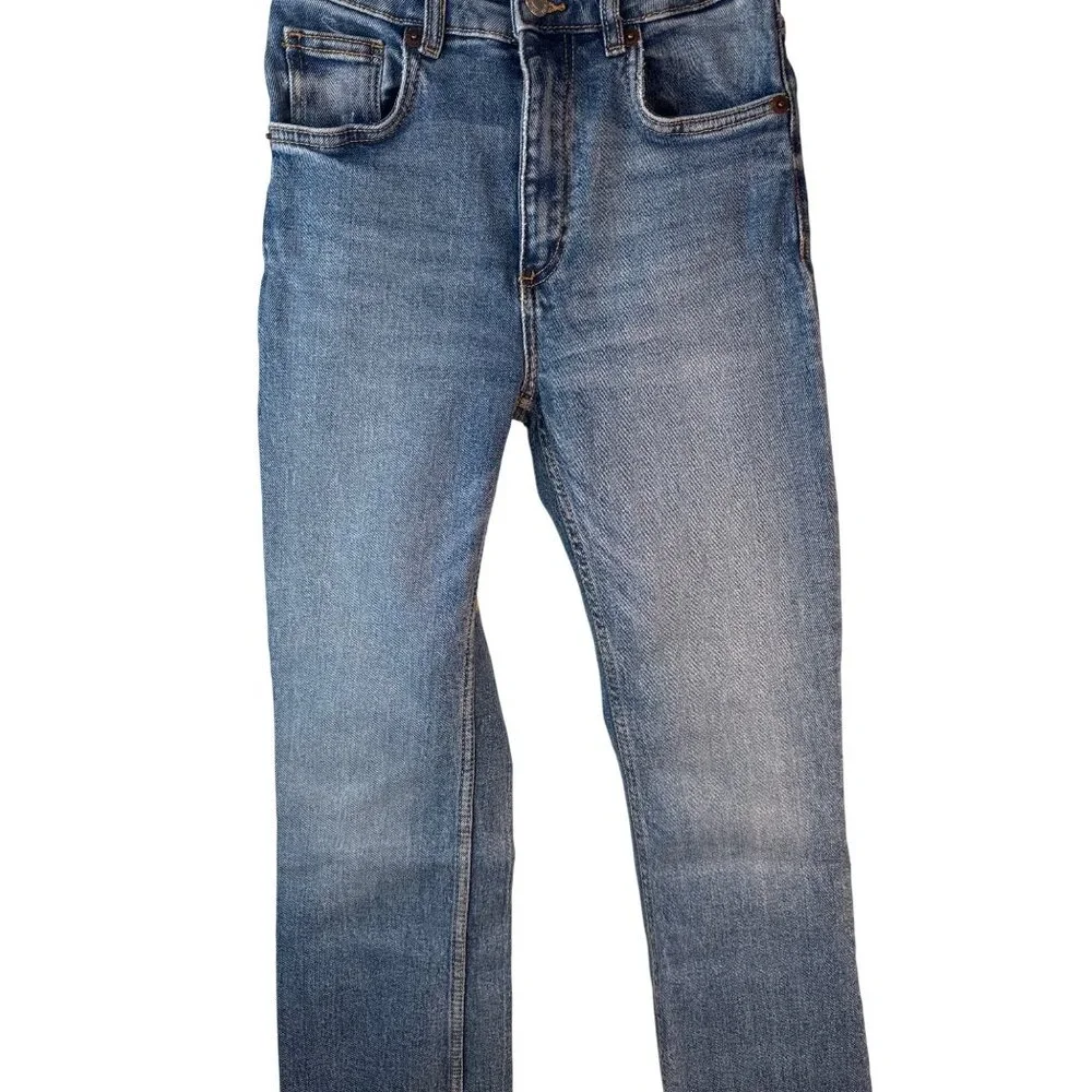 ZARA High-Rise Size 0 Straight Leg Frayed Hem Jeans Light Wash Denim